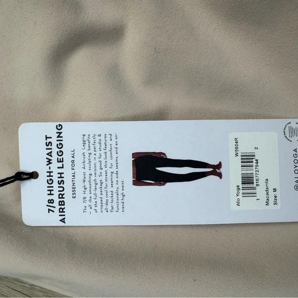 ALO Yoga 7/8 High-Waist Airbrush Legging in Beige - Picture 3 of 3